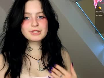 Naked cam girl kick_start image #4003044