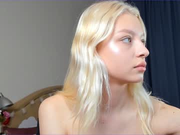 Naked cam girl icyprincesss image #112080