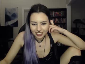 Naked cam girl runacrow image #3928761