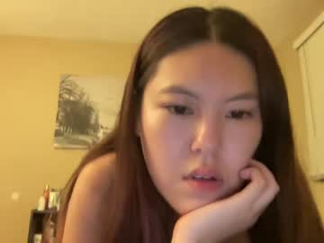 vivian7890 naked cam