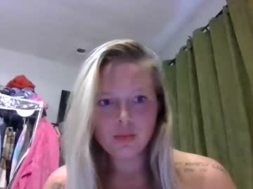 lilmspeachhh naked cam