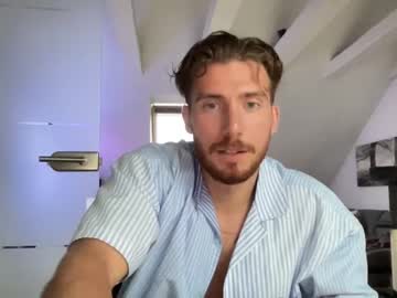 Naked cam man needattention21 image #3943706
