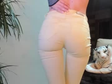 Naked cam girl sofiaandwonderland image #3157688
