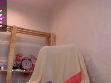 Naked cam girl mila_kimm image #3668582