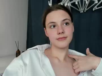 Naked cam girl _hellsbells_ image #4005767