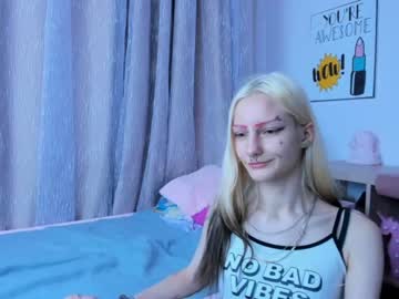 Naked cam girl erika__lodge image #2251350
