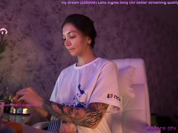 Naked cam girl kronniekray image #766745
