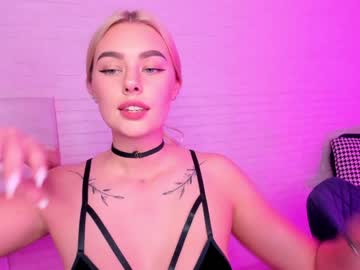 Naked cam girl 8a8y_nura image #1518014