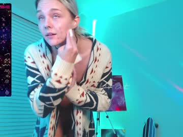 Naked cam girl petitebrat image #2386560