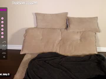 Naked cam girl milavalentinax image #2105187