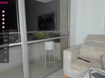 Naked cam girl swt_molly image #1013663