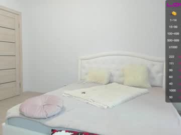 Naked cam girl adelina_di image #52865
