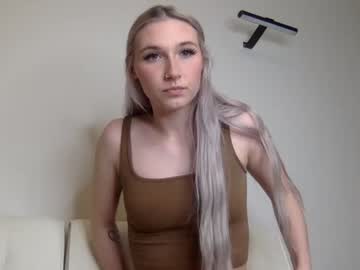 Naked cam girl livyroselise image #3974016
