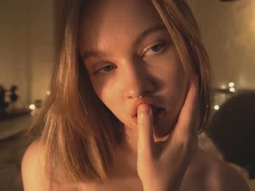 Naked cam girl bibi_it_is image #1924563