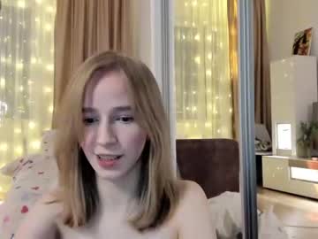 happiness_s naked cam