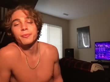 Naked cam couple prettiboiflacko image #2354247