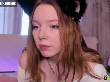 Naked cam girl lill_alice image #1841529