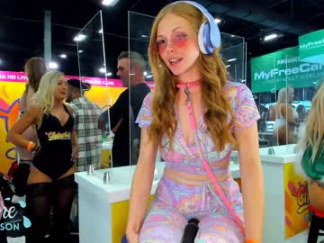 Naked cam girl daphnemadison image #306800