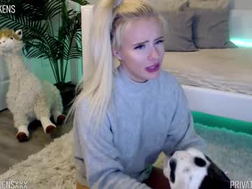 Naked cam girl oliviaowens image #1250360