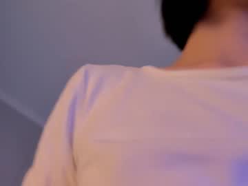 Naked cam girl aerri_lee image #2946935