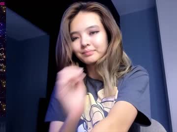 Naked cam girl tokpokki_m image #2758572
