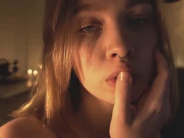 Naked cam girl bibi_it_is image #1945612