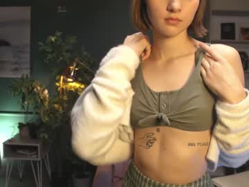 Naked cam girl little_dorothy_ image #1174543