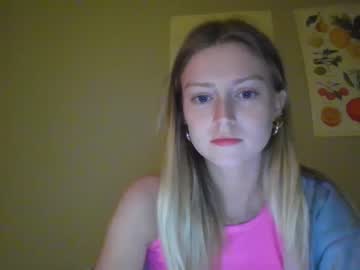 Naked cam girl ellenglow69 image #3994472