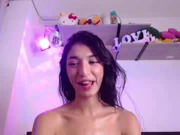 lucy_fernandez naked cam
