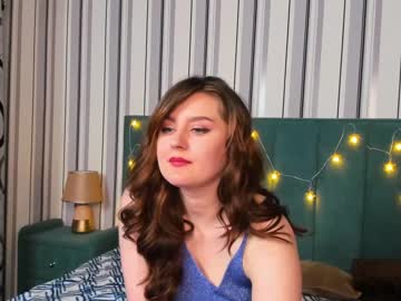 Naked cam girl zoemoor_ image #2007262