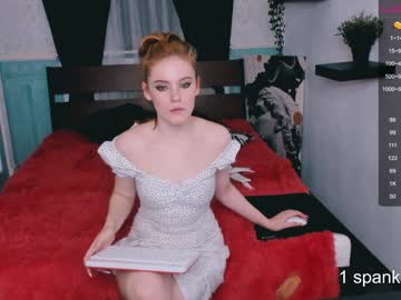 Naked cam girl mollymillers image #444354