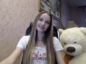 Naked cam girl ariana_777 image #1741824