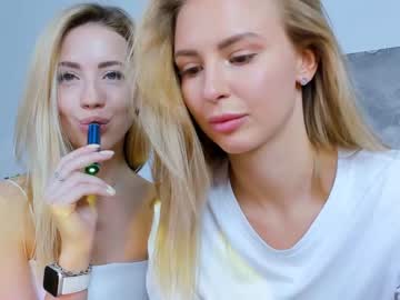 Naked cam girl emmi_rosee image #1746805