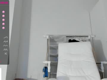 Naked cam girl hee_jin image #3462629