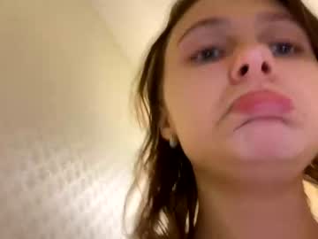 Naked cam girl maryyy_jeee image #3925491