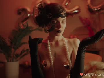 Naked cam girl auddicted image #802130