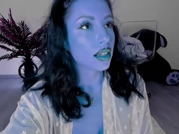 Naked cam girl neytirii image #2587644