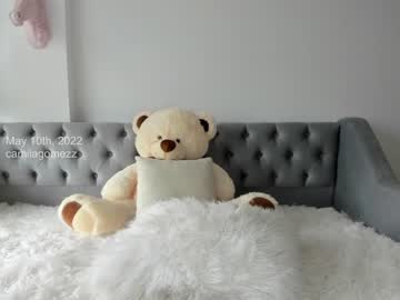 Naked cam girl camilagomezz image #1735143