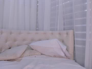 Naked cam girl miss_diamond__ image #1303075