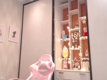 Naked cam girl hi_teika image #484354