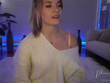 Naked cam girl phoenix_taylor image #948440