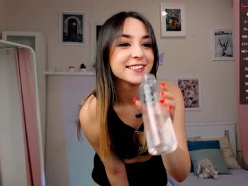 Naked cam girl chloe_catherine_mykers image #3587864