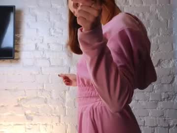 Naked cam girl lili__baulenger_ image #4044424