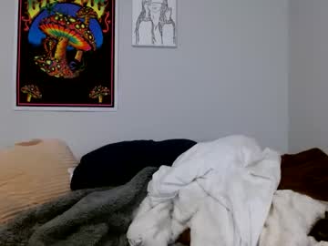 Naked cam girl lilruchi image #2701916