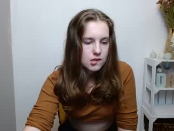 Naked cam girl mija_mari image #3083703