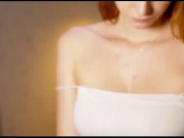 Naked cam girl gwen_sunshine image #1358464