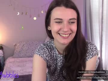 Naked cam girl blue_bubbles118 image #1570471