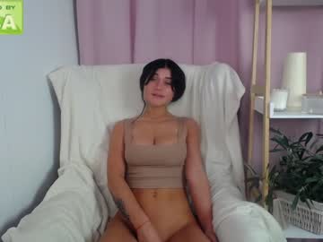 Naked cam girl angel_eyes01 image #273294