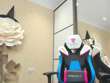 Naked cam girl cherrypie_01 image #3126022
