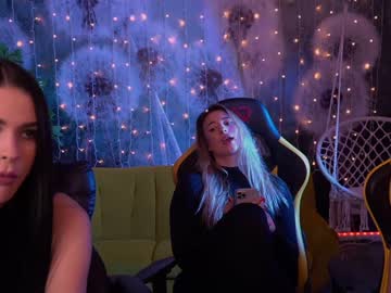 Naked cam couple kira0541 image #3614648